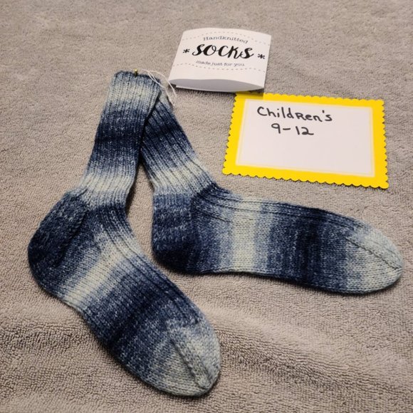 Hand knitted socks: assorted sizes: children, adults and large feet socks - Picture 5 of 16